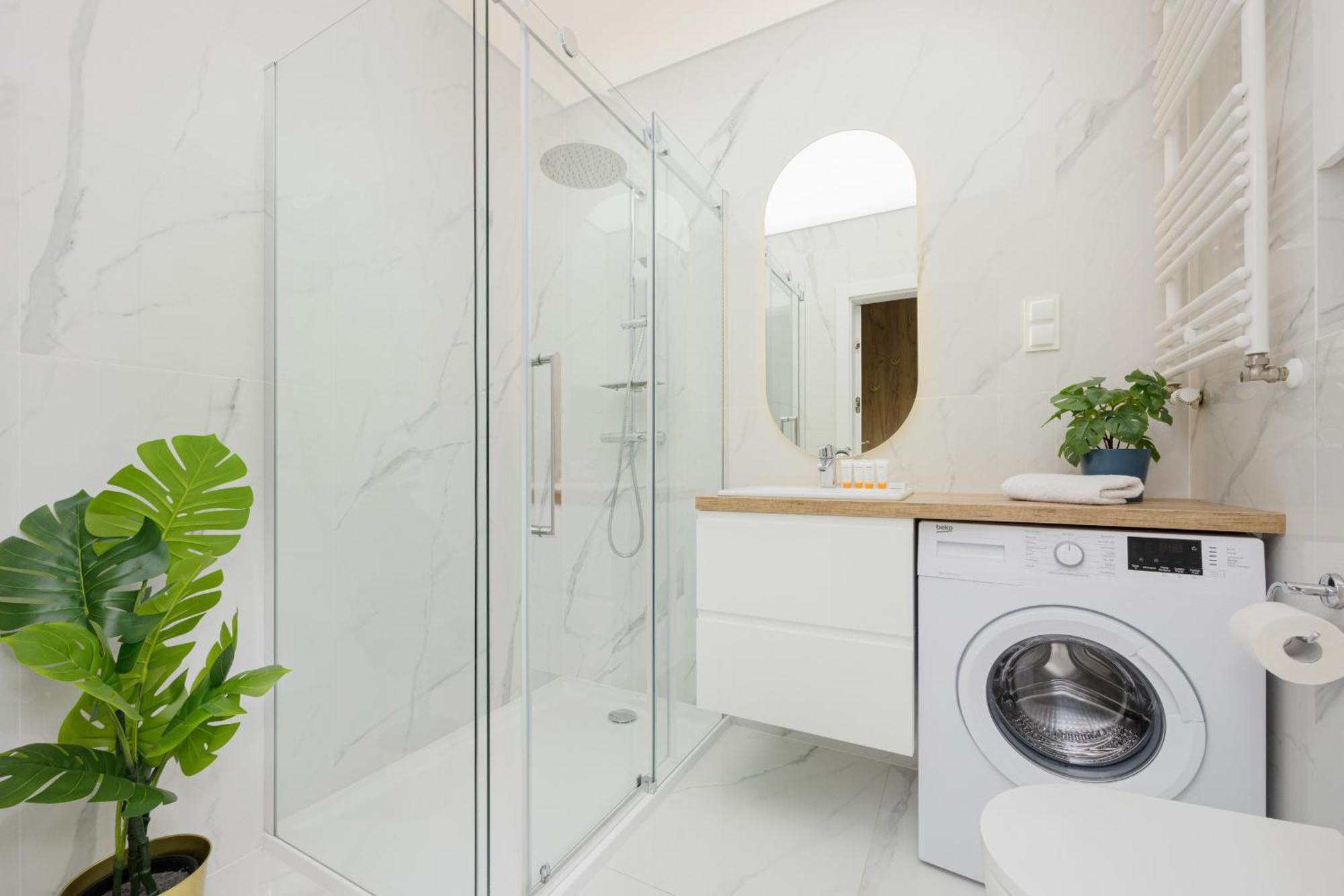 Stylish Glam Przedpole In By Renters Warszawa