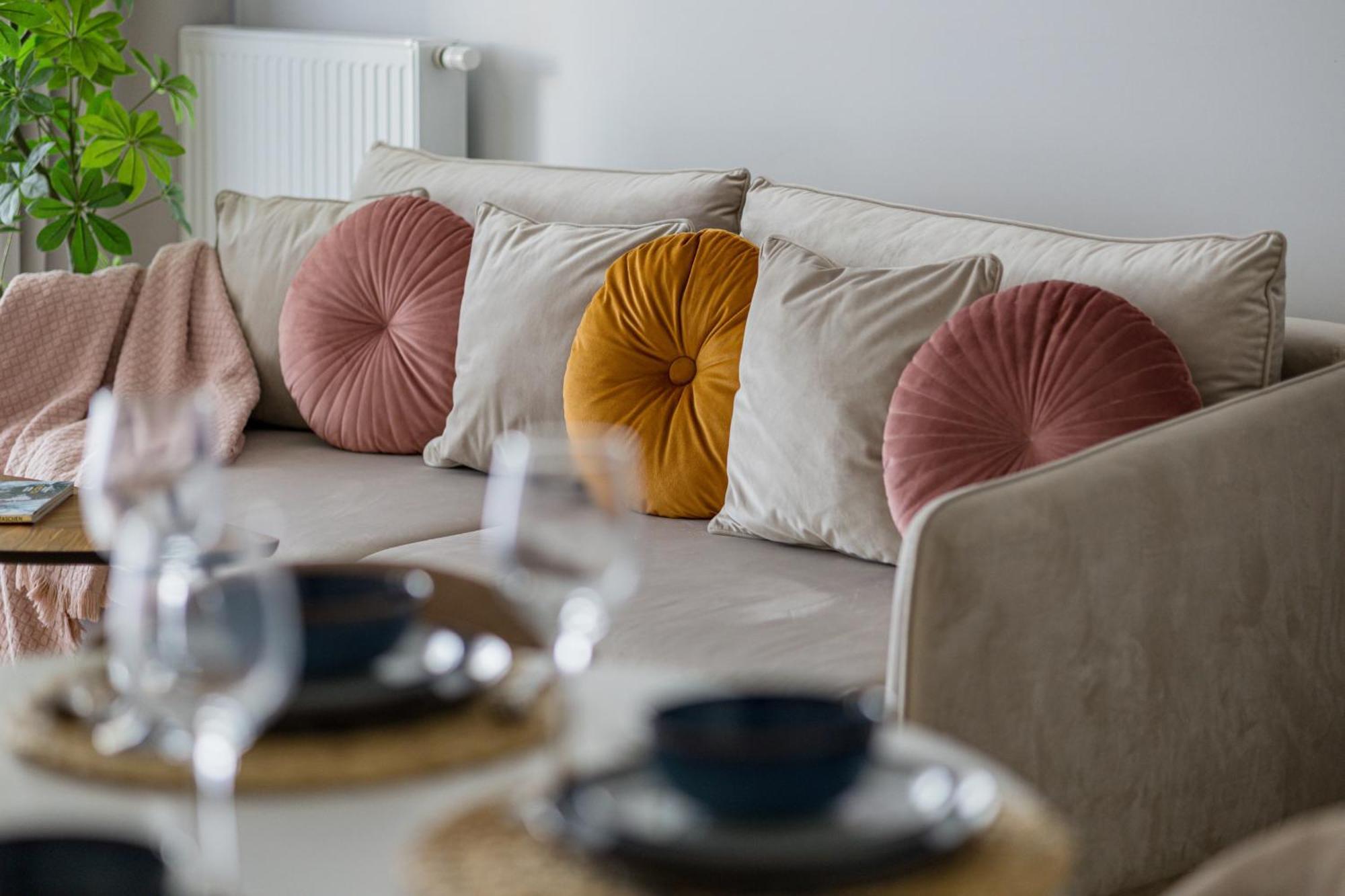 Stylish Glam Przedpole In By Renters * Warszawa